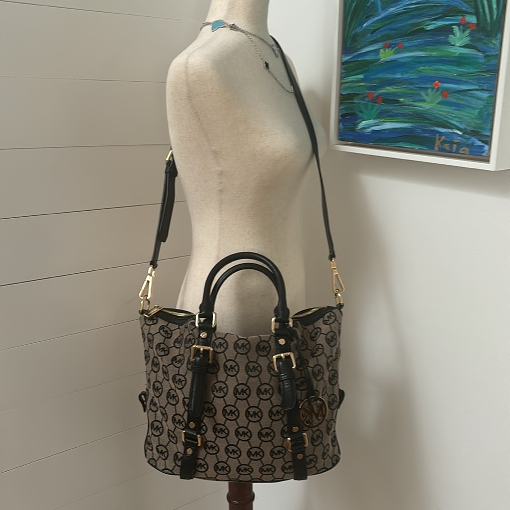 Michael Kors Belford Jacquard Tote Purse EUC - Picture 10 of 11